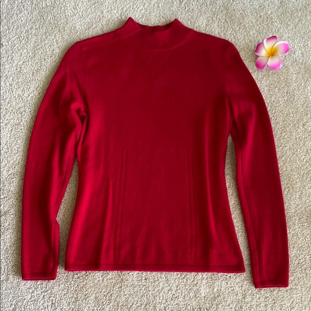 Elegant Red prive cashmere mock Turtleneck Sweater, XS